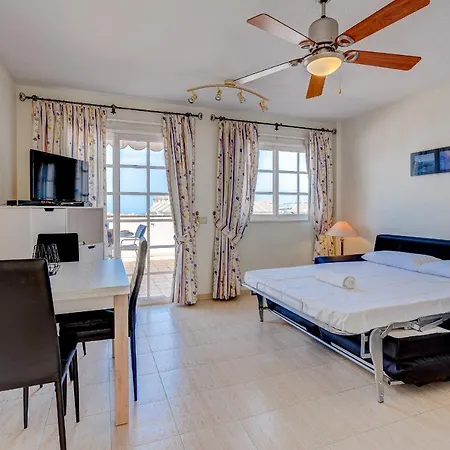 Los Cristianos Big Terrace Apartmán *